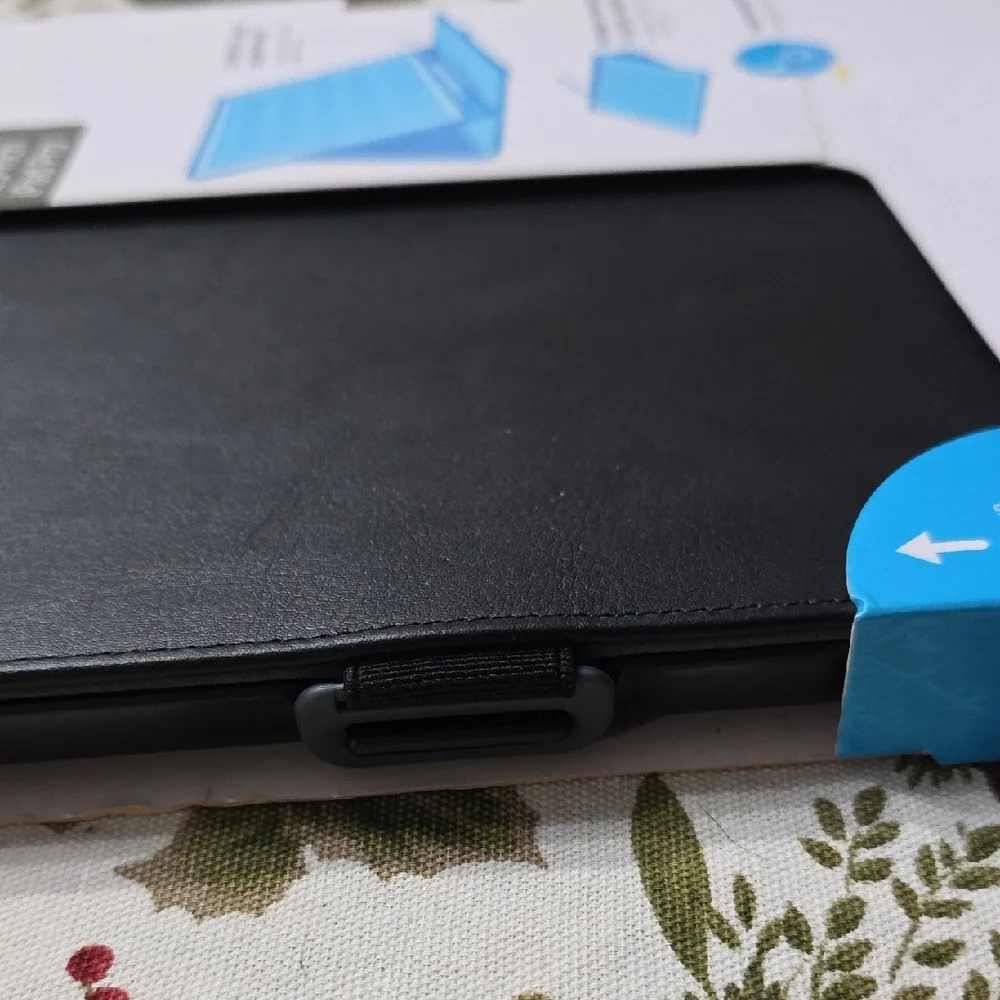 Speck StyleFolio Pencil Case for iPad Pro - Black. Also Carrying Case For Airpod